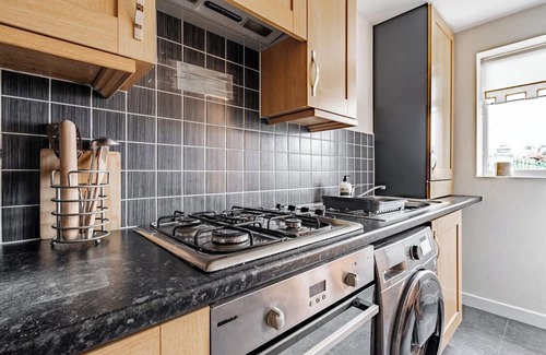 Bootle Casa | Bootle Haven - 2BD Retreat with Garden