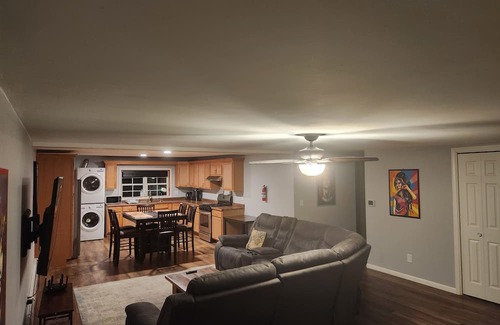 Saukville Condominio | Charming 3-bedroom condo with WiFi and AC in nice Saukville