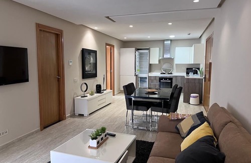 SOUR JDID Apartamento | Sea-View luxury central living apartment with AC, WiFi in marvelous Casablanca