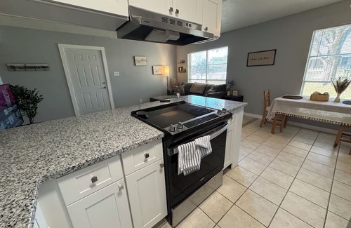 Smithville Apartamento | Charming 2-bedroom apartment with AC, WiFi in wonderful Smithville