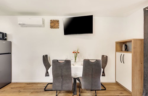 Podsreda Casa | Lux Apartment close to castle Podreda with balcony 2 unit