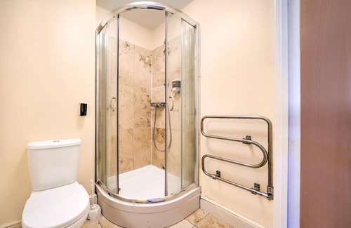Quedgeley Apartamento | GO2 Gloucester Hotel by OYO | Standard Twin