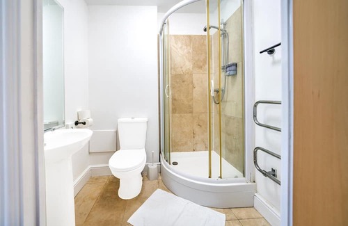 Quedgeley Apartamento | GO2 Gloucester Hotel by OYO | Standard Double