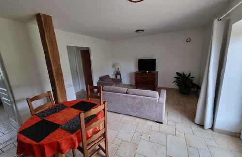 Meyrals Casa | Apartment in country house in charming village