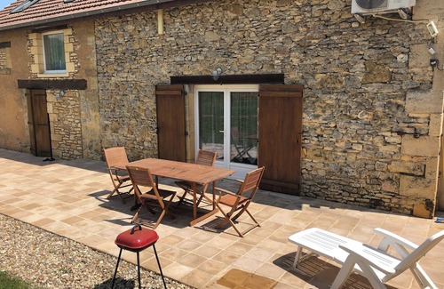 Meyrals Casa | House in the heart of a pretty, quiet village, ideally located in Périgord