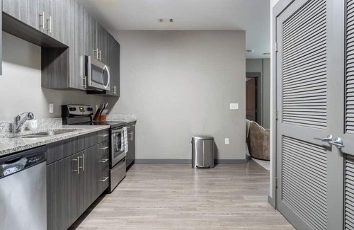 University District Apartamento | TheNine 2BD 3 - Dos Habitaciones Piso, Capacidad 4