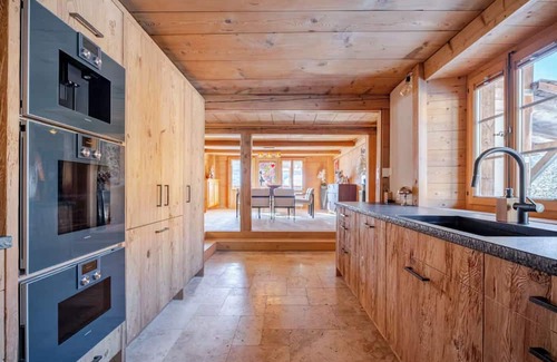 Zig Zag Ward Chalet De Esquí | Lux Heidi Chalet with Panoramic Views near Gstaad