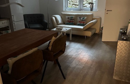 Hasloh Condominio | Modern and cozy apartment with 2 bedrooms "a stone's throw from Hamburg"