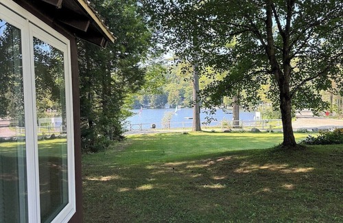 Post Mills Cabina | Lake Cabin in Vermont with WiFi