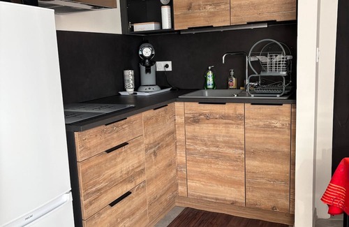 Nyons Cabaña | Cottage 'Appartement Cosy' with Private Terrace, Wi-Fi and Air Conditioning