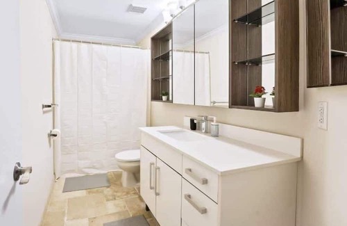 Novi Apartamento | Luxury 2BD | DT Novi | 2 Beds | Free Parking
