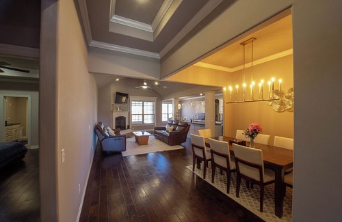 Bentonville Casa | Charming 4-bedroom house in amazing Bentonville with WiFi, AC