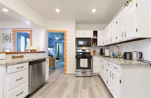 Brighton Heights Casa | Unique Pittsburgh Home Close to Downtown