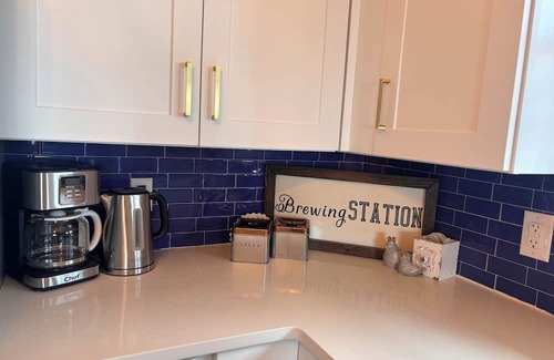 Leamington Cabaña | Hidden Gem on the shores of Lake Erie! Only 5 Minutes from Point Pelee Park.