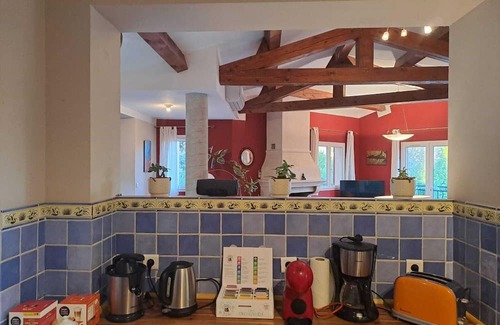 Cadenet Villa | Magnificent villa with swimming pool for rent for 12 people
