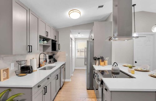 Isle of Palms Casa | The Palm Escape Retreat