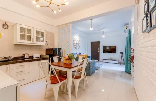 Anjuna Apartamento | BlueLagoon by Alpha Stays, 2bhk in Anjuna/vagator