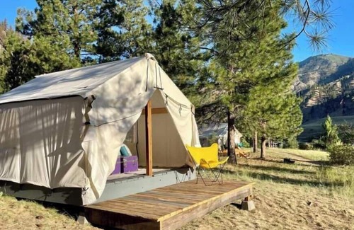 Shoup Apartamento | Cozy Glamping Tent by the Beautiful Salmon River!