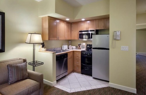 Lake Geneva Apartamento | Cozy 1-bedroom apartment with AC, WiFi in charming Lake Geneva