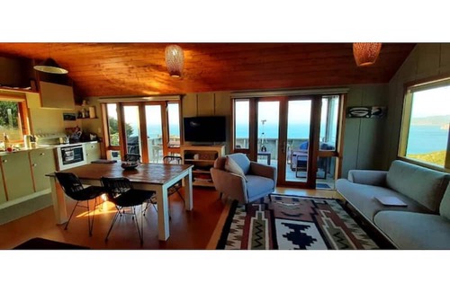 Tuateawa Casa | "The Rock" is simply one of the best coastal experiences here in the Coromandel.