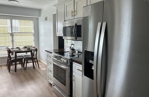 Grandview Casa | Ultimate 2 King Ensuite Contemporary 14 guests + Apt 5Bdrm