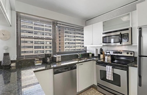 Indian Village Apartamento | Spacious & Modern 2BR Apartment
