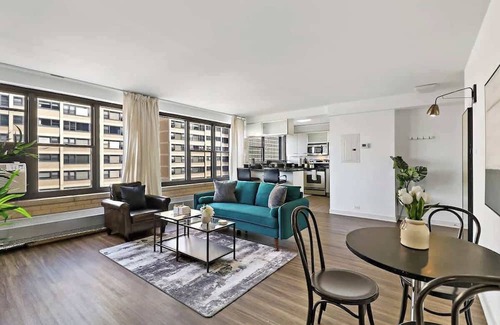 Indian Village Apartamento | Spacious & Modern 2BR Apartment