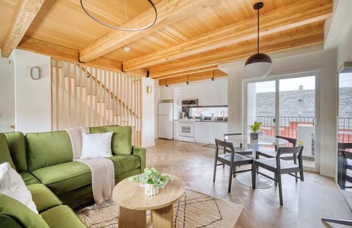 Alberta Arts District Casa | AlbertaArts Happy Place Townhome