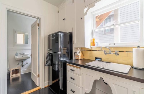 Hosford-Abernethy Apartamento | Ladd's Addition Bohemian Paradise ~ 95 WalkScore