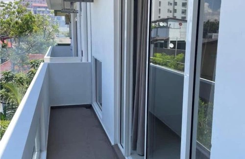 Wellawatte Condominio | Modern condo in the heart of Colombo city, minutes away from Wellawatte Beach