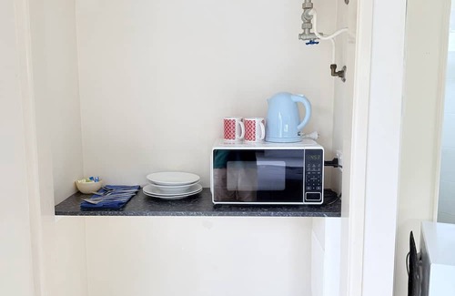 Emu Park Complejo | Emu Park Beach Resort, Queen Room with balcony for 2 Guest