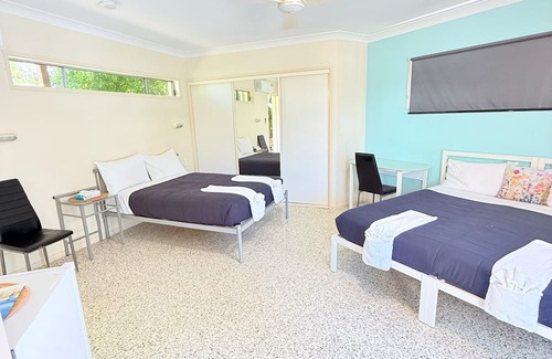 Emu Park Complejo | Emu Park Beach Resort, Studio room for 4 guest.