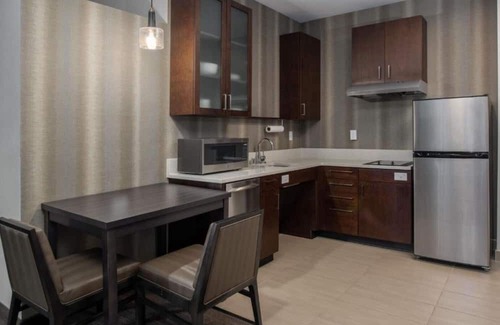 Vancouver Casa | Discover your second home at our all-new Vancouver hotel