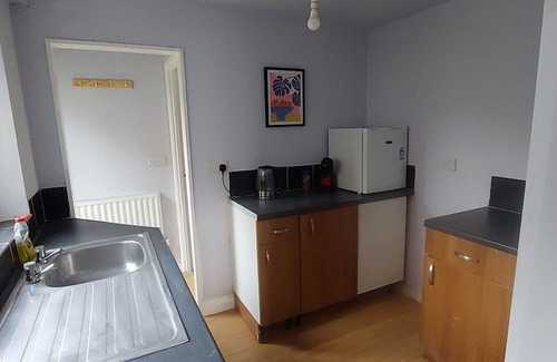 Darfield Casa | Charming 2-bedroom family/work friendly house near Barnsley