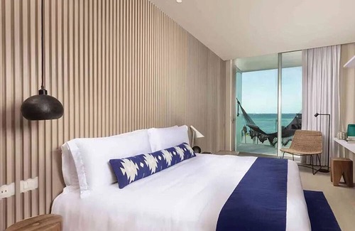Centro de Cancún Hotel | Ocean Front Family Escape | Private Beach Access & Outdoor Pool, Pets Allowed