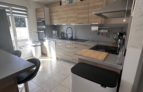 Crouay Casa | Family home with heated pool, near the D-Day landing beaches