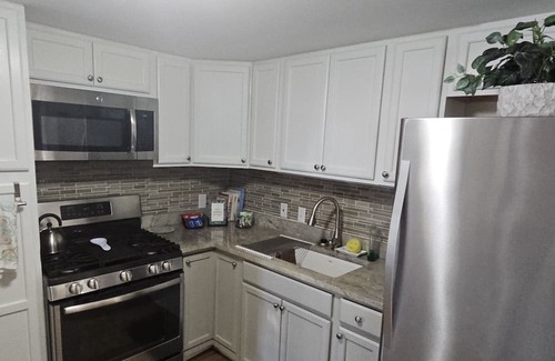West End Apartamento | Charming 1-bedroom apartment in delightful Tacoma with WiFi
