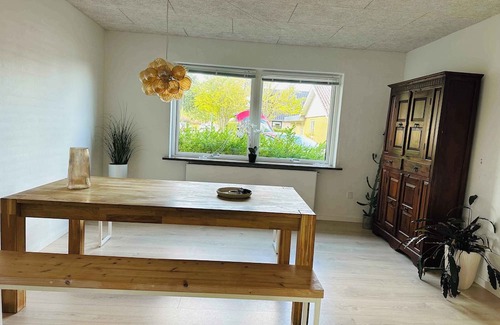 Herning Villa | Spacious house with garden and parking near Boxen