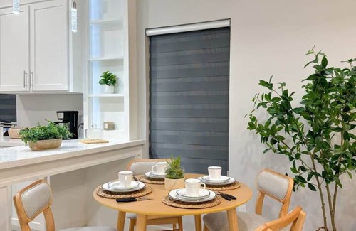Alamo Apartamento | Modern Studio Apt - 3Bd 2Bath