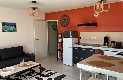 Port-en-Bessin-Huppain Apartamento | L'Escale Apartment Port-en-Bessin- Huppain