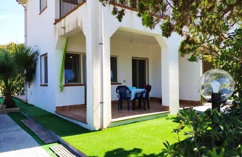 Campofelice di Roccella Apartamento | By the sea with private beach near Cefalù.
