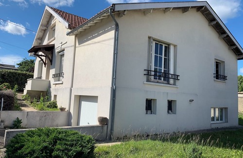 Cognac Casa | Cognac - Quiet residential area - 620 m2 wooded plot,