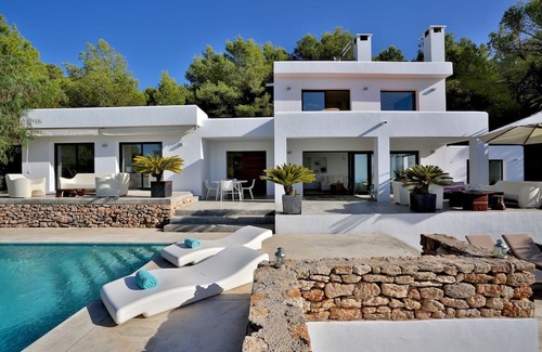 Sant Josep de sa Talaia Villa | Villa en San Jose De La Atalaya con 4 habitaciones, capacidad 8