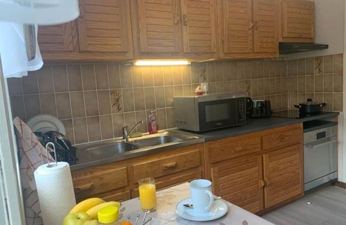 Bourbonne-les-Bains Apartamento | Charm and comfort in the heart of nature in Bourbonne-les-Bains