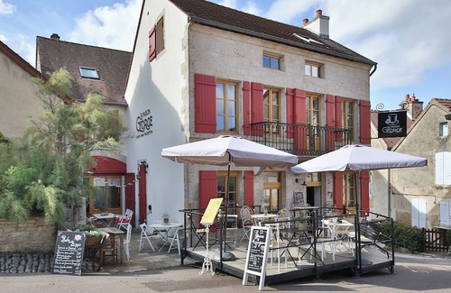 Flavigny-sur-Ozerain Apartamento | La Maison George - Logis Colette