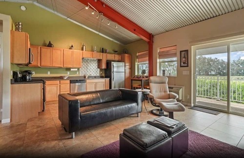 Galt Casa | Escape to our Lakeside Loft