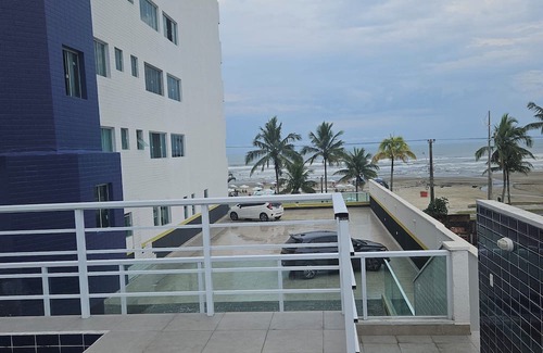 Praia Grande Apartamento | Come enjoy the beach with family and friends!