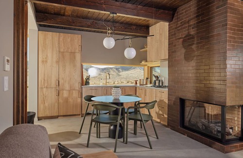 Pioneertown Cabina | Stargazing and Amazing Views at The Ocotillo