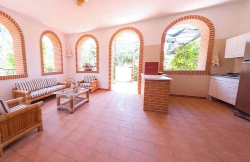 Montincello Apartamento | Villa Soleil: family apartments in relaxing oasis 500mt from the sea in Vieste