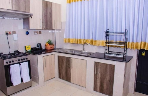 Kitengela Apartamento | The Royal Residence : Kifaru (Rhino)